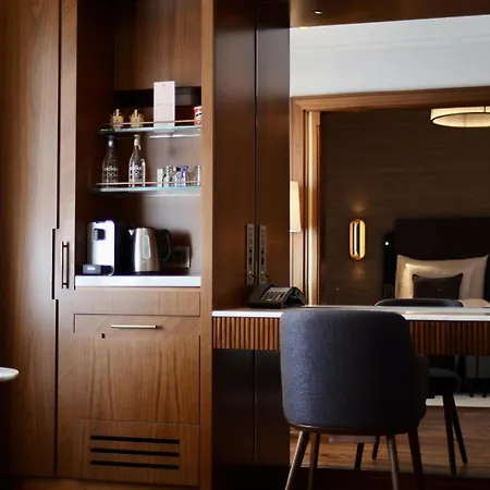 Отель Grand Des Bains Kempinski 5*