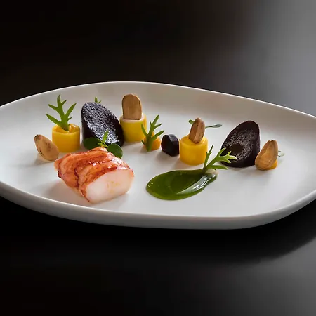 Grand Des Bains Kempinski Отель