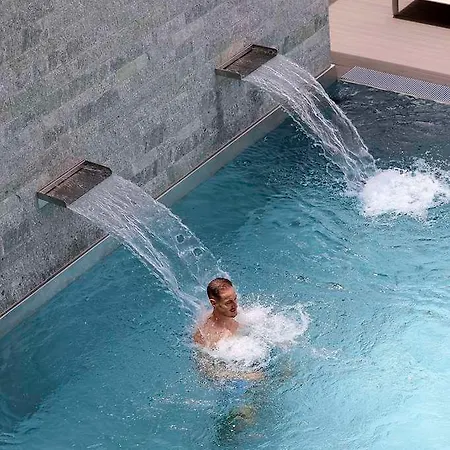 Grand Des Bains Kempinski
