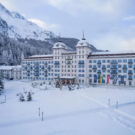 Отель Grand Des Bains Kempinski