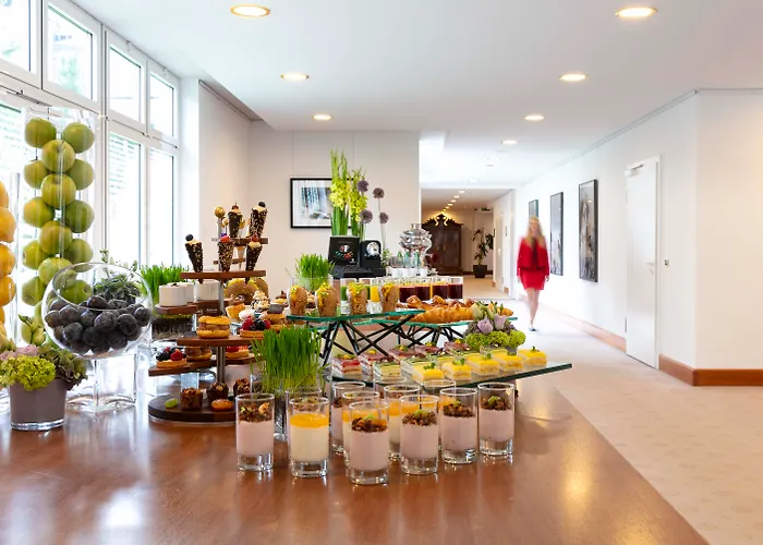 Grand Des Bains Kempinski 5*