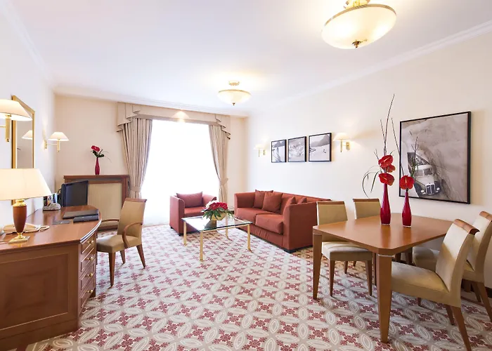 Grand Des Bains Kempinski